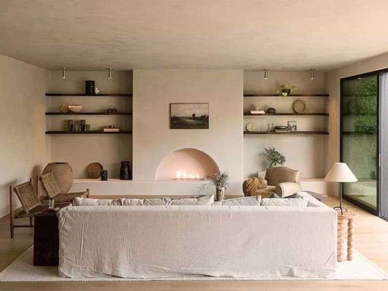 Tintoretto matte Venetian plaster living room and fireplace