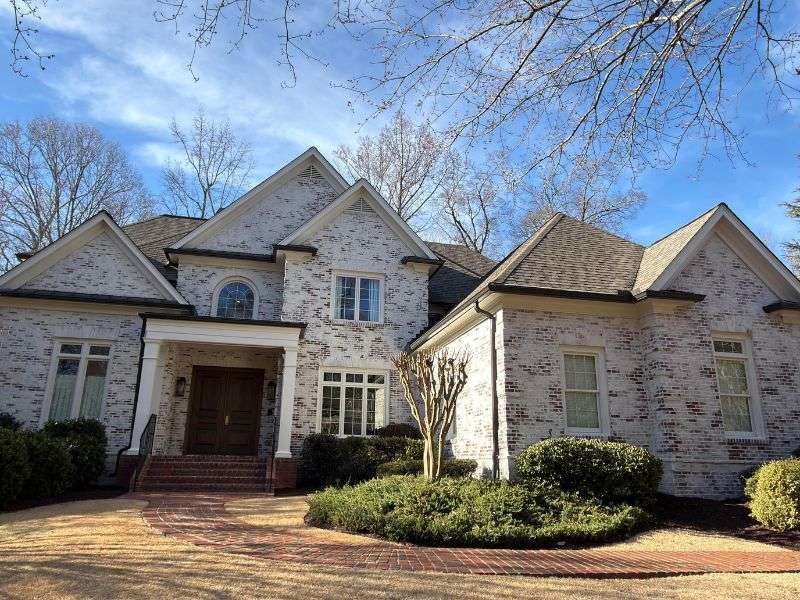 Lime Wash, Custom: Wind’s Breath | Simon Streak Architectural Finishes