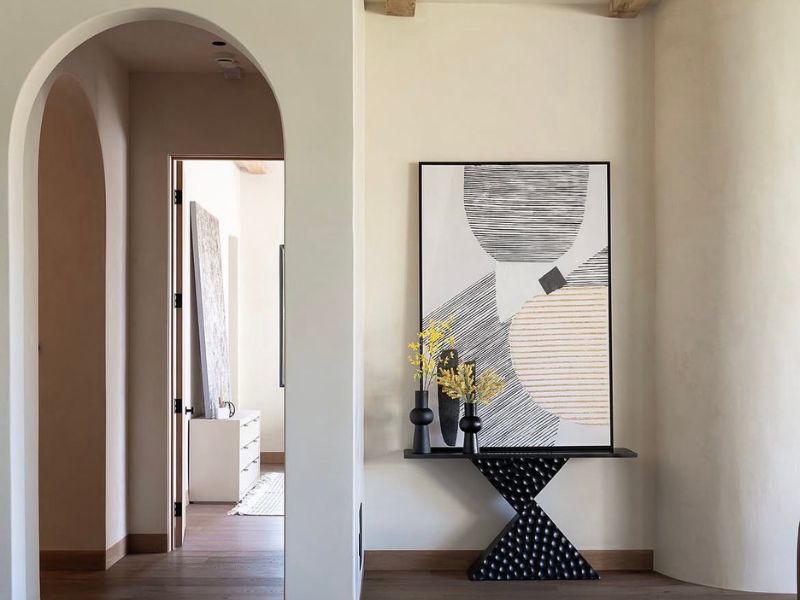 midday lighting on lime wash and venetian plaster walls