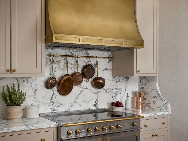 velvet paint for walls in luxury interiors
