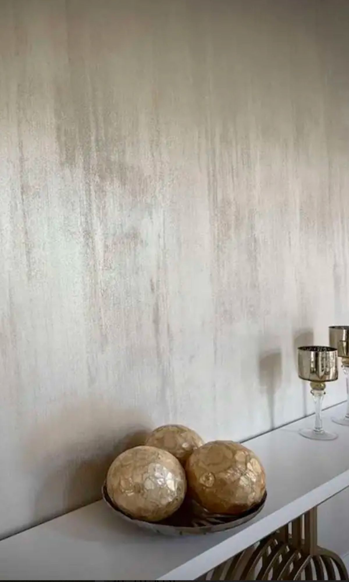 Metallic Paint Accent Wall Ideas for Luxury Interiors